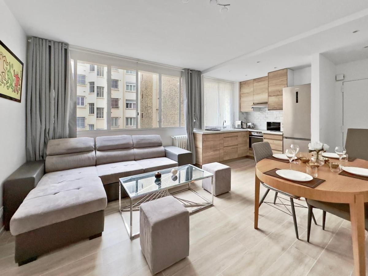 Apartment Charming 4p- Eiffel Tower Face